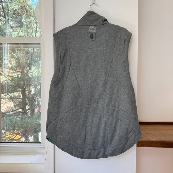 NWT Free People Movement Slalom Reversible Fleece Vest Stellar Green Grey Small - Picture 13 of 15